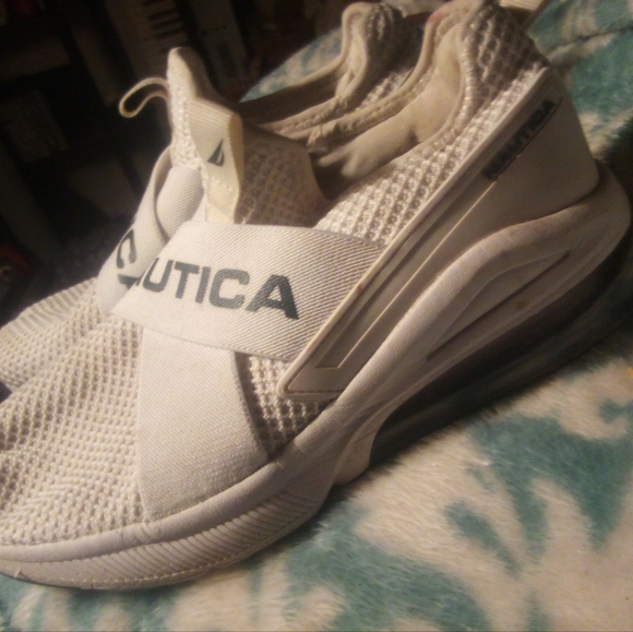 Nautica size 9 women's shoes - Picture 2 of 3